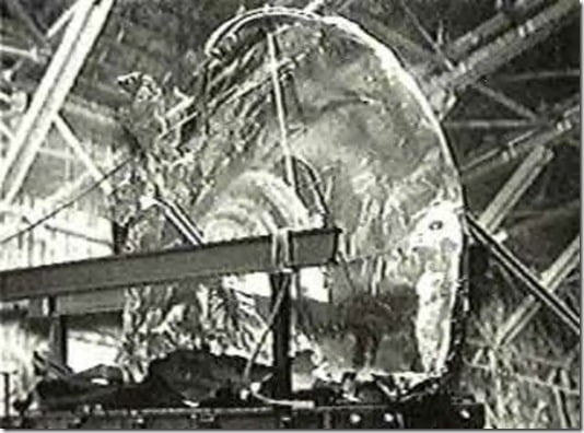 Imagem relacionada a O Disco Voador de Mussolini