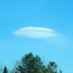 Imagem relacionada a O que é uma nuvem lenticular?