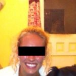 Imagem relacionada a Figura fantasmagórica aparece em foto no Facebook