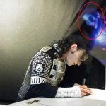 Imagem relacionada a Fantasma de Michael Jackson surge em fotografia