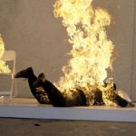 Imagem relacionada a Mistério envolve homem que acordou em chamas no Canadá