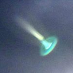 Imagem relacionada a Grande Colisor de Hádrons criou um portal para outra dimensão?