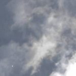 Imagem relacionada a Homem filma OVNI no céu de Melbourne, Austrália