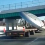 Imagem relacionada a Vídeo mostra OVNI sendo levado por um caminhão