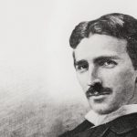 Imagem relacionada a Nikola Tesla e os mistérios das pirâmides: Será que elas geravam energia?