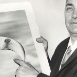 Imagem relacionada a Discos voadores completam 70 anos com avistamento no Monte Rainier ainda sem explicação