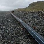 Imagem relacionada a Tubulação misteriosa aparece em praia da Nova Zelândia