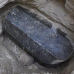 Imagem relacionada a Sarcófago egípcio gigante foi aberto em Alexandria