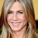 Imagem relacionada a Jennifer Aniston diz que viveu em uma casa assombrada