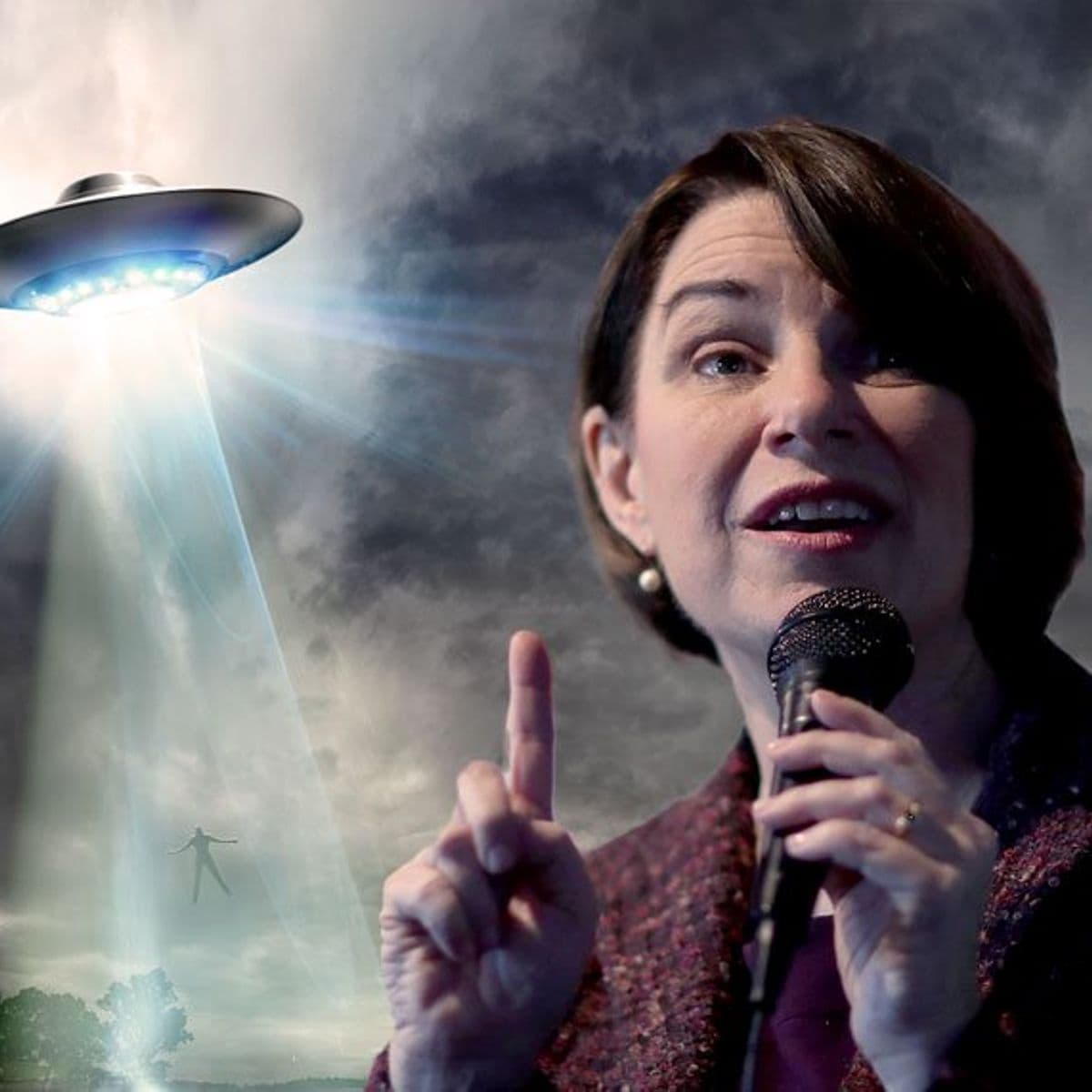 Imagem relacionada a Candidata a presidência dos EUA fala sobre OVNIs