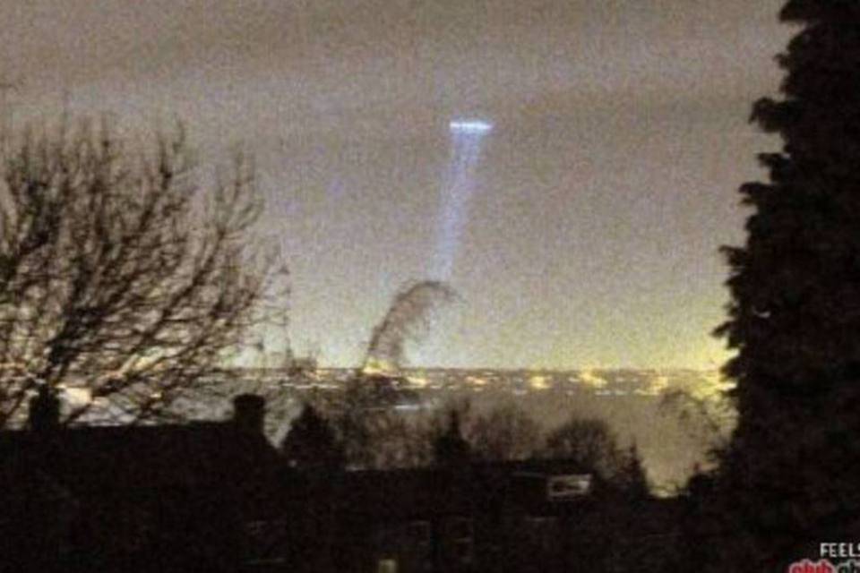 Imagem relacionada a 61% dos americanos querem divulgação total de OVNIs