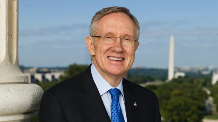 Imagem relacionada a Harry Reid fala sobre OVNIs e vida alienígena