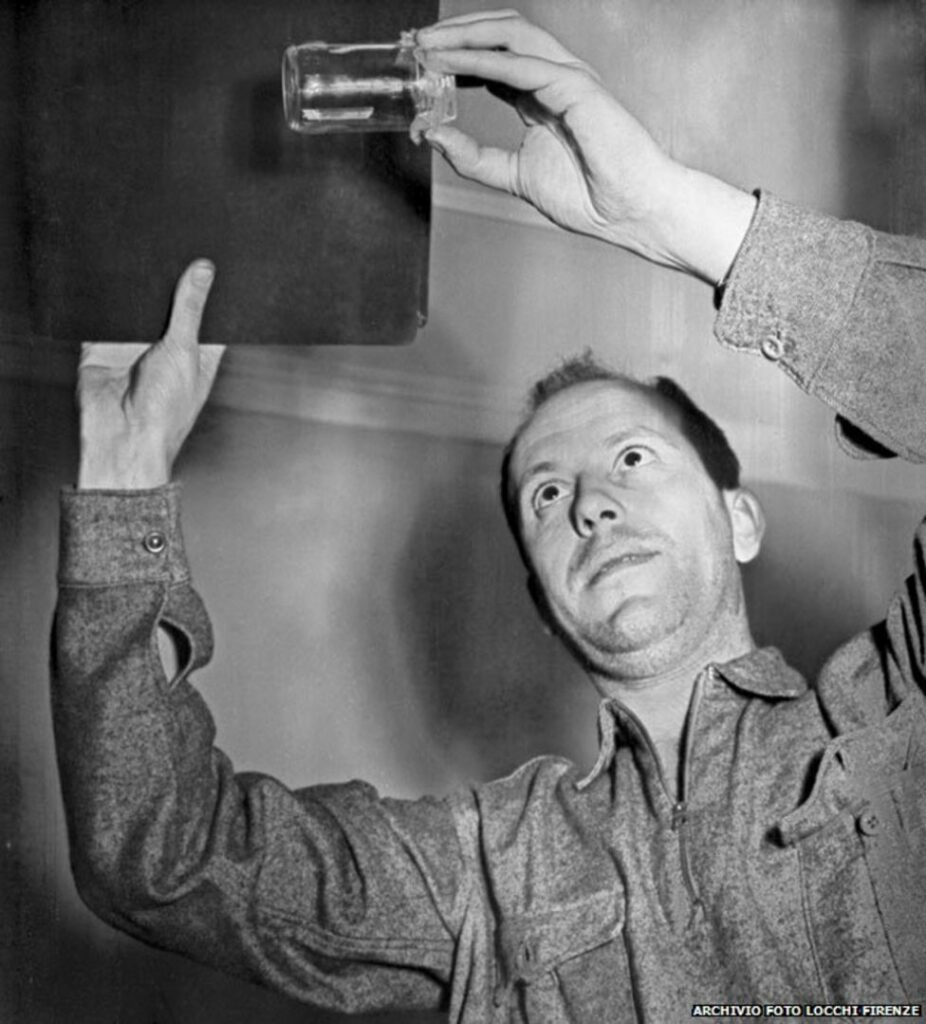 Imagem relacionada a OVNIs sobrevoaram o Estádio da Fiorentina em 1954