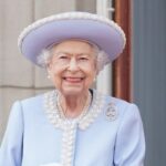 Imagem relacionada a Alienígenas teriam adorado conhecer a Rainha Elizabeth, diz especialista em OVNIs