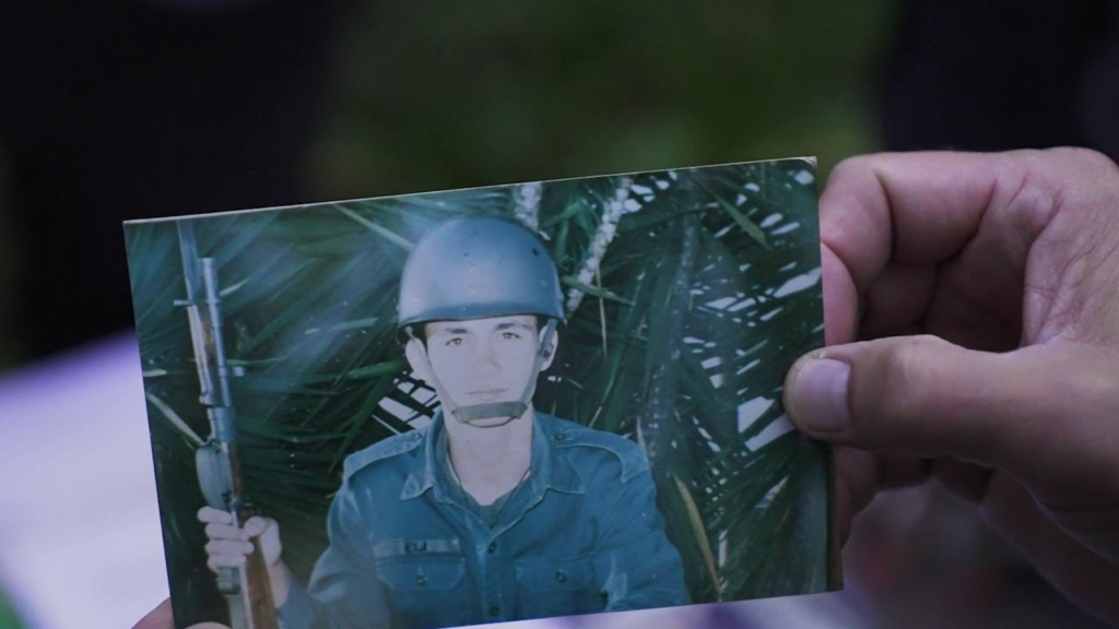 Imagem relacionada a Cineasta afirma que existe vídeo da criatura capturada em Varginha em 1996