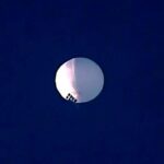 Imagem relacionada a Outro balão da China é visto na Colômbia