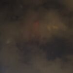 Imagem relacionada a Luzes vermelhas e brancas no céu de Las Vegas geram relatos de OVNIs