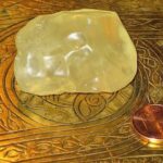 Imagem relacionada a Impacto cósmico na Terra: A surpreendente origem do Vidro Amarelo da Líbia