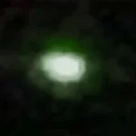 Imagem relacionada a Tripulação de voo filma objeto luminoso misterioso a 45.000 pés sobre as Bahamas